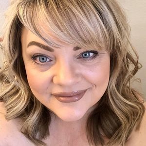 Meet your Posher, Jami